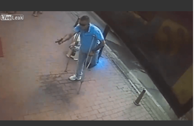 Legless Assassin Can't Get His Shot Off And is tackled after his attempted killing ..... you cant see such a thing in any other part of the world. Only in Turkey. such a fucked up country Read more at http://www.liveleak.com/view?i=354_1439677517#flEBgmbRWAZP9Dvg.99