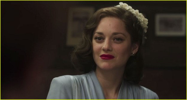 brad-pitt-marion-cotillard-allied-trailer-14